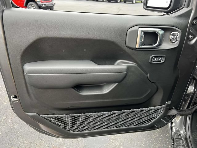 New 2025 Jeep Gladiator Sport AWD/4WD image 12