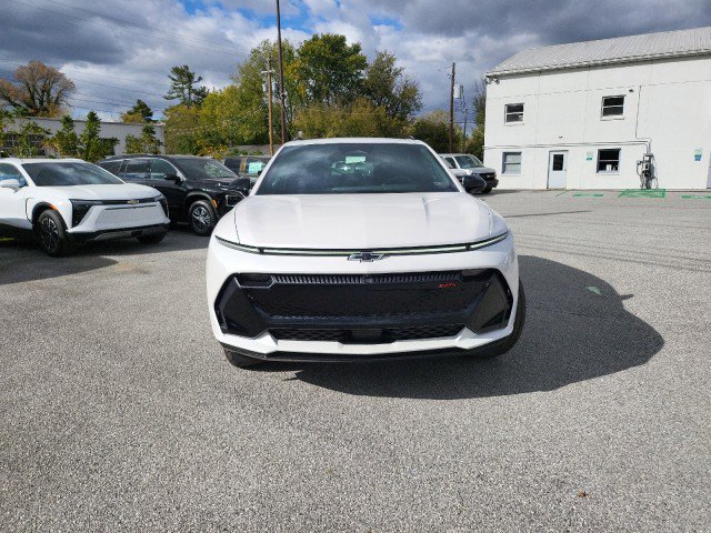 New 2025 Chevrolet Equinox EV RS image 5