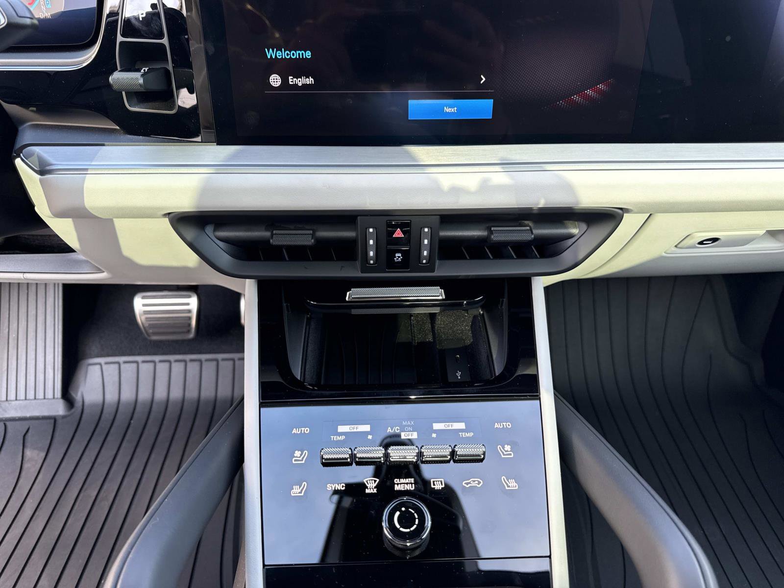 Used 2024 Porsche Cayenne S image 29