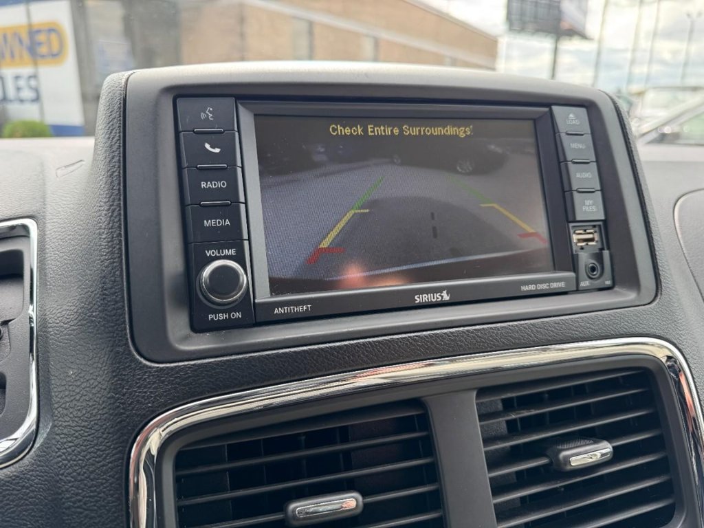 Used 2012 Dodge Grand Caravan SXT w/ Entertainment Group 1 FWD image 21