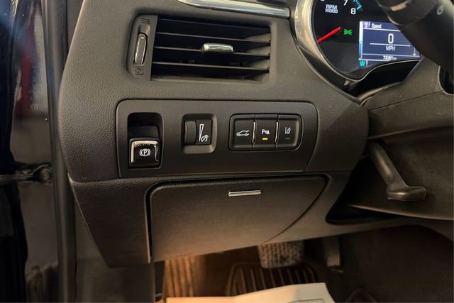 Used 2017 Chevrolet Impala Premier FWD image 16