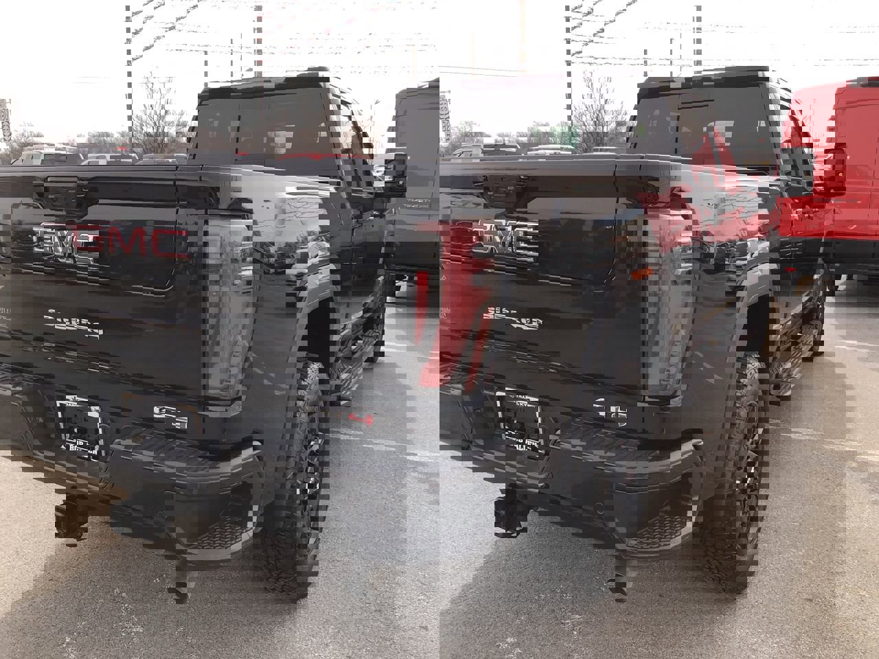 Used 2024 GMC Sierra 2500 AT4 w/ AT4 Preferred Package image 5