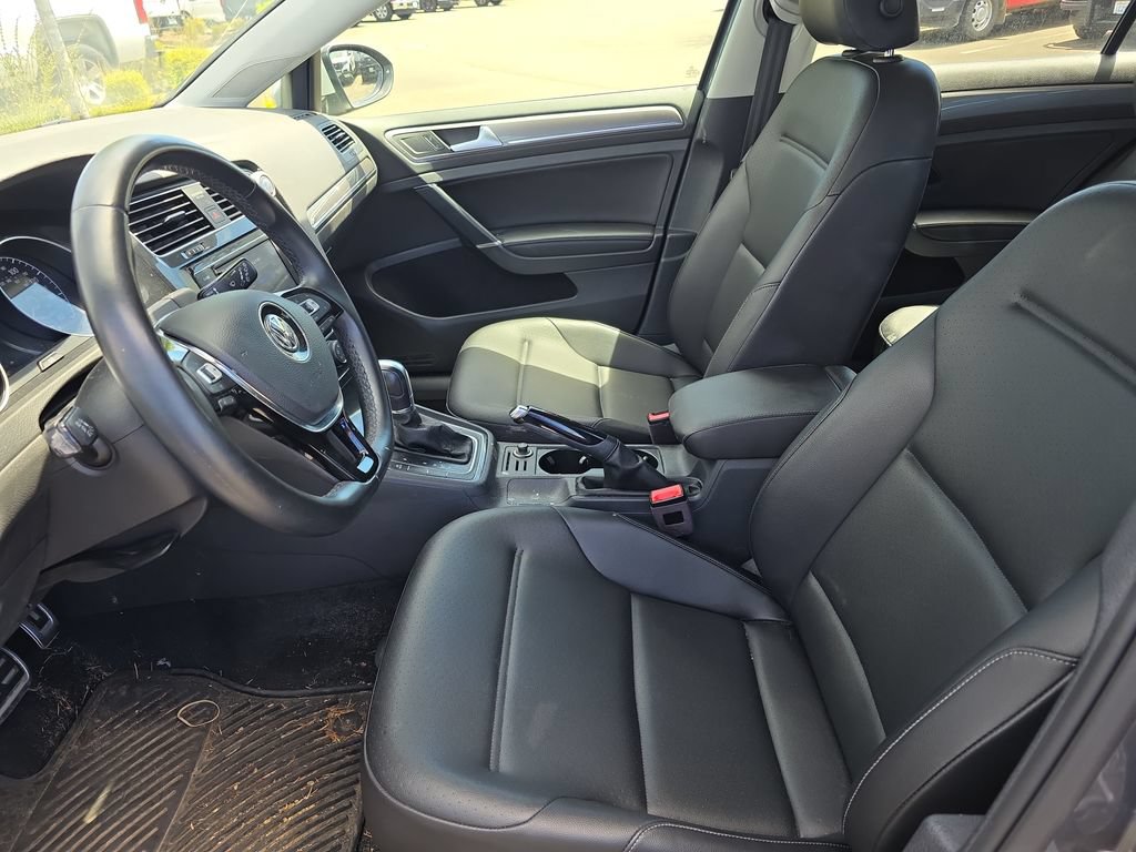 Used 2019 Volkswagen Golf Alltrack S AWD/4WD image 5