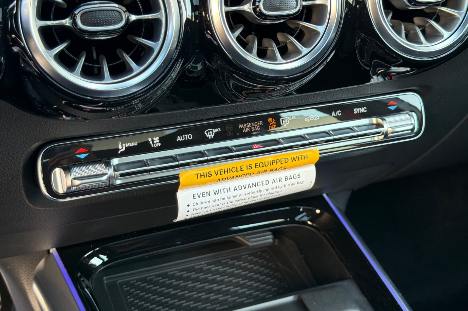 New 2026 Mercedes-Benz GLA 35 AMG 4MATIC image 19