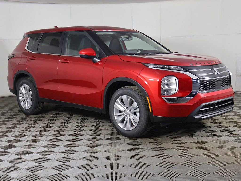New 2026 Mitsubishi Outlander ES FWD image 2