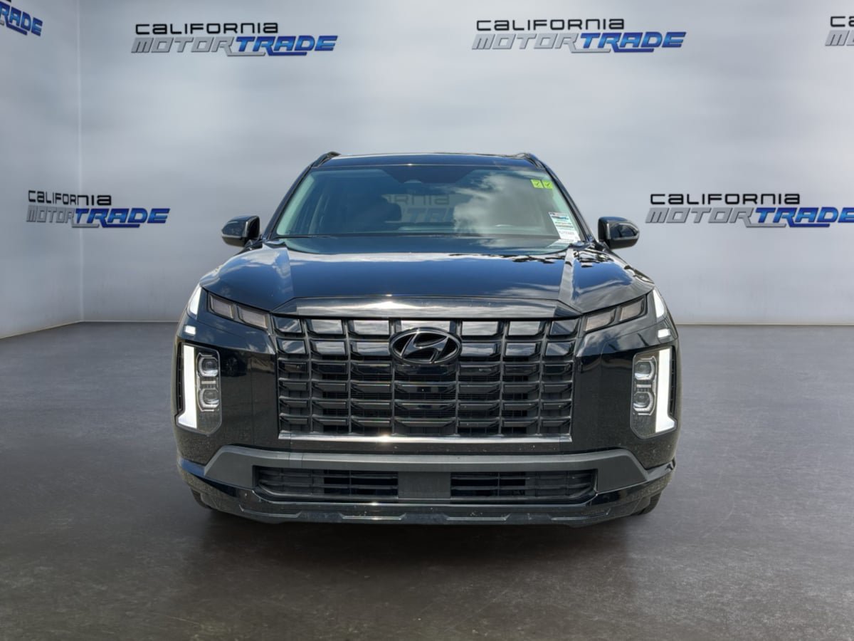 Used 2024 Hyundai Palisade XRT FWD image 2