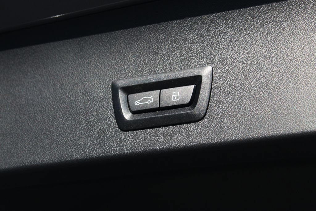 Used 2026 BMW X3 xDrive30i w/ Premium Package AWD/4WD image 8