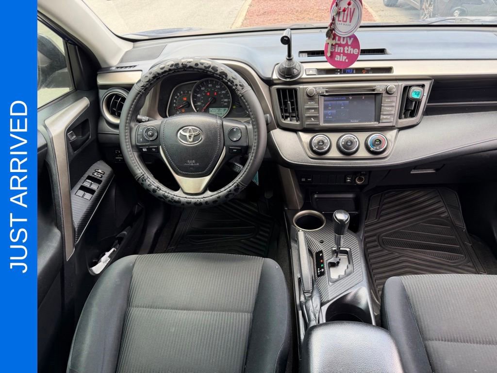 Used 2015 Toyota RAV4 LE FWD image 20