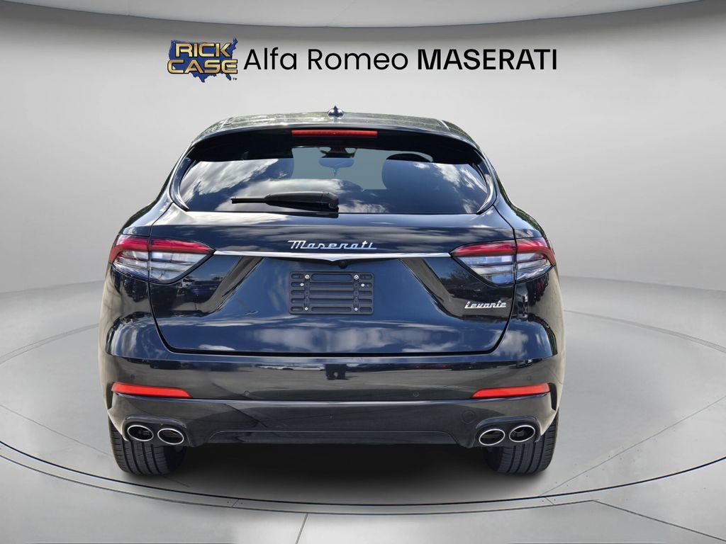 Used 2023 Maserati Levante GT image 5