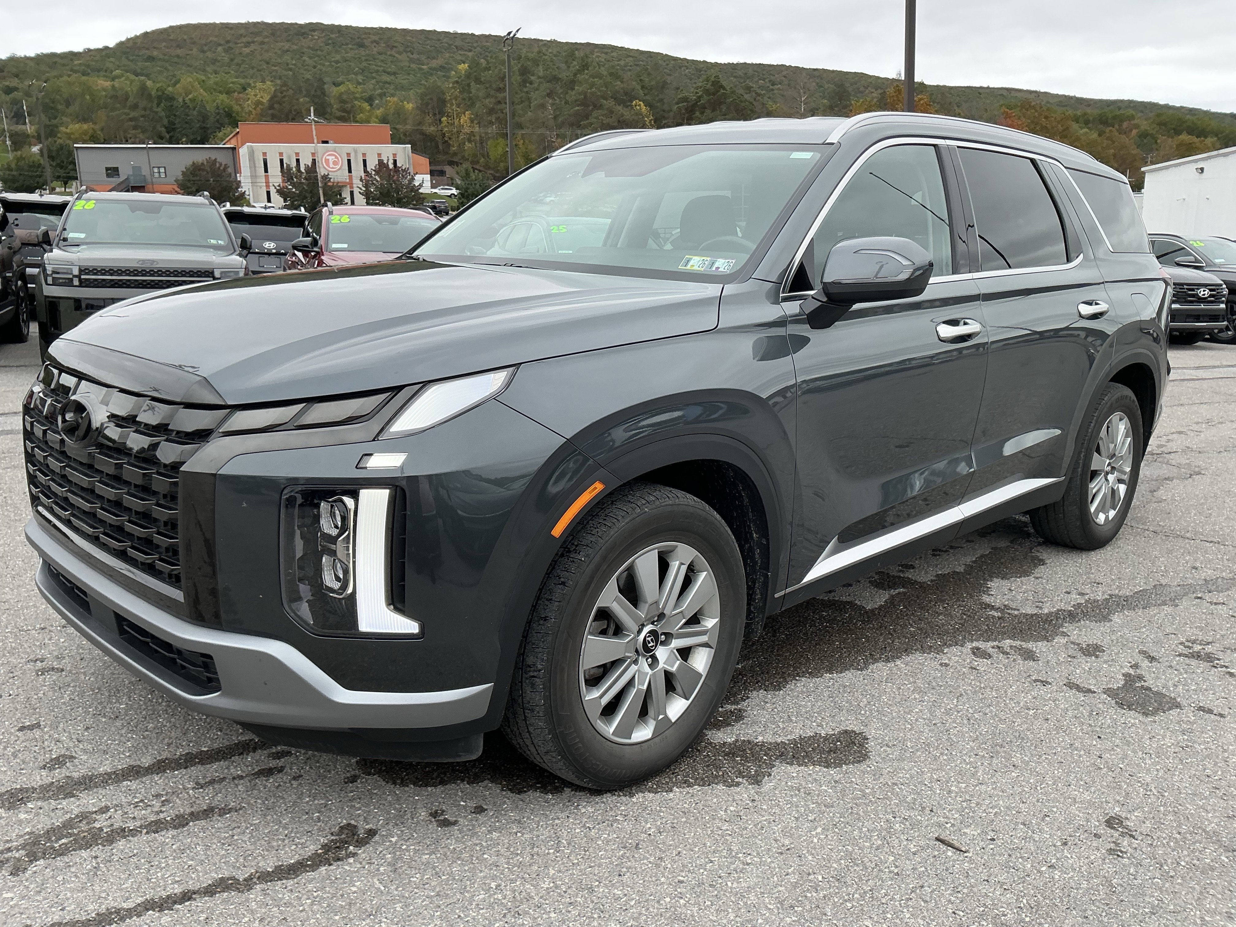 Used 2023 Hyundai Palisade SEL w/ Cargo Package image 8