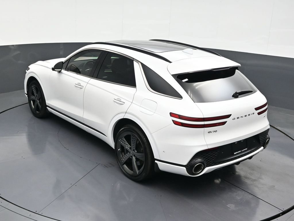Used 2025 Genesis GV70 2.5T w/ Sport Prestige Package image 22