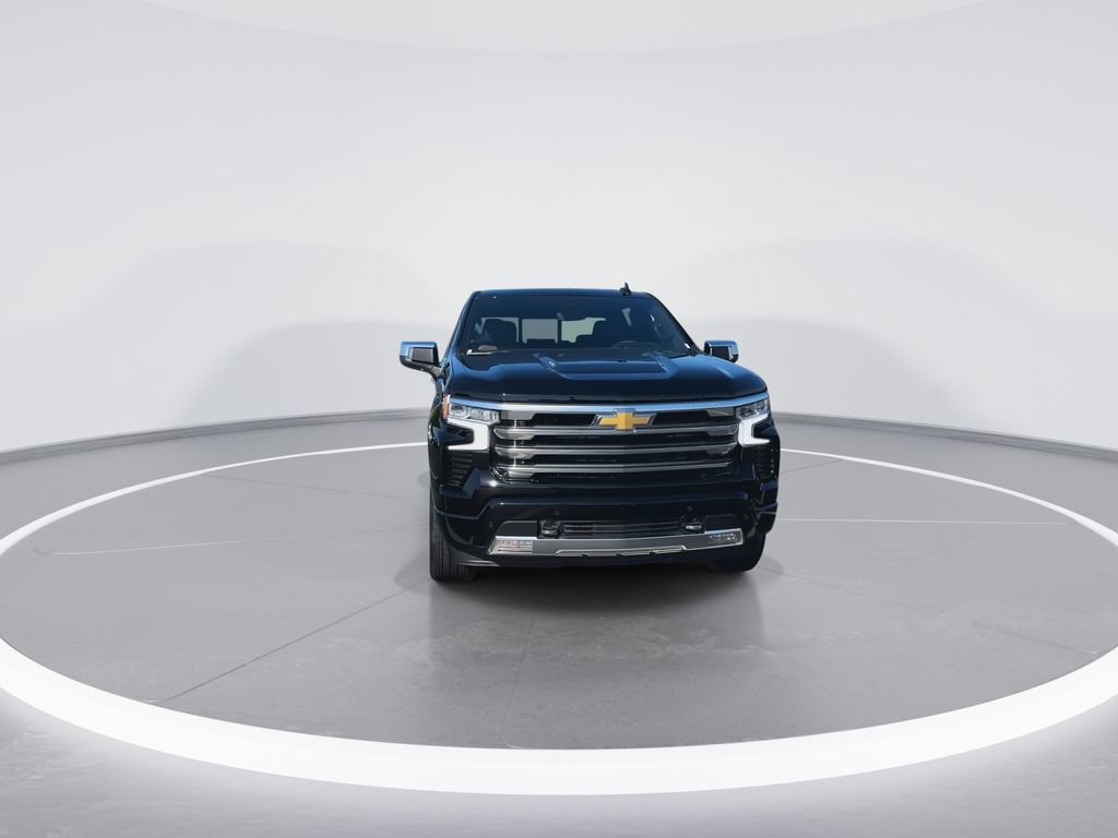 New 2026 Chevrolet Silverado 1500 High Country w/ Technology Package AWD/4WD image 3