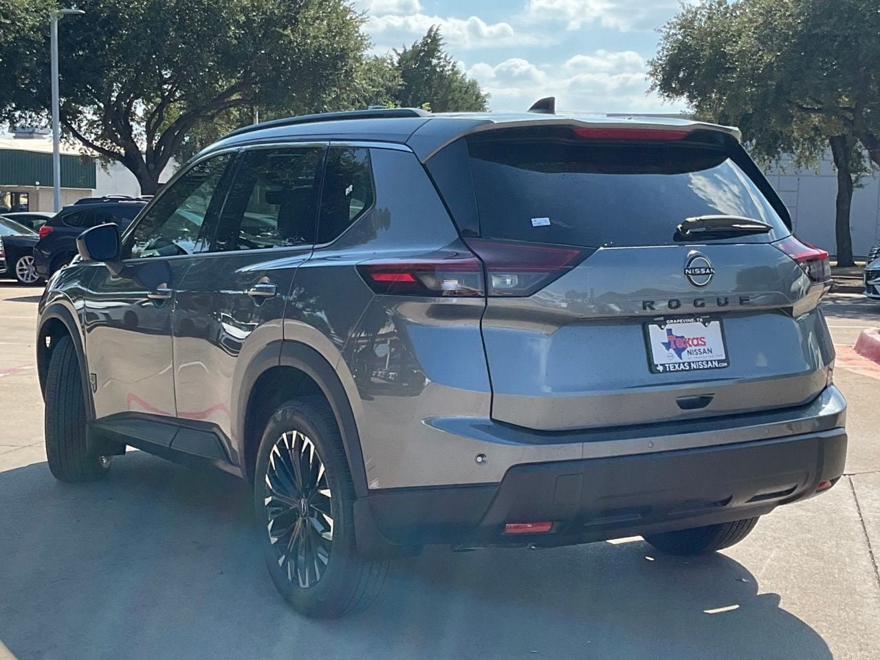 New 2026 Nissan Rogue Dark Armor FWD image 6