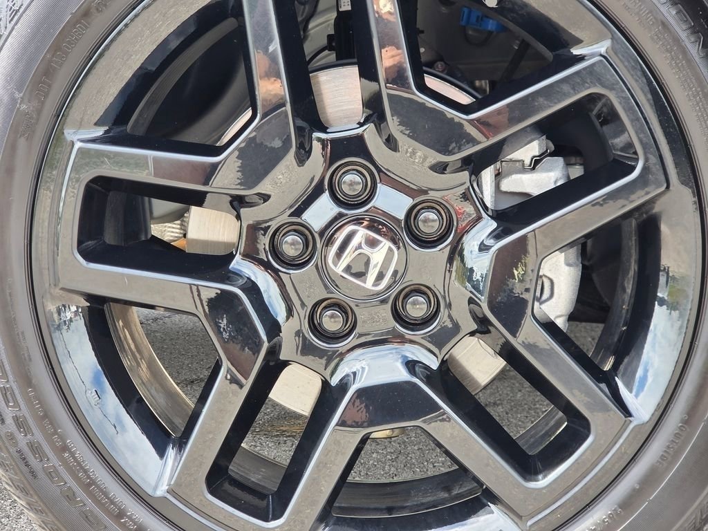 Used 2025 Honda Passport Black Edition image 22