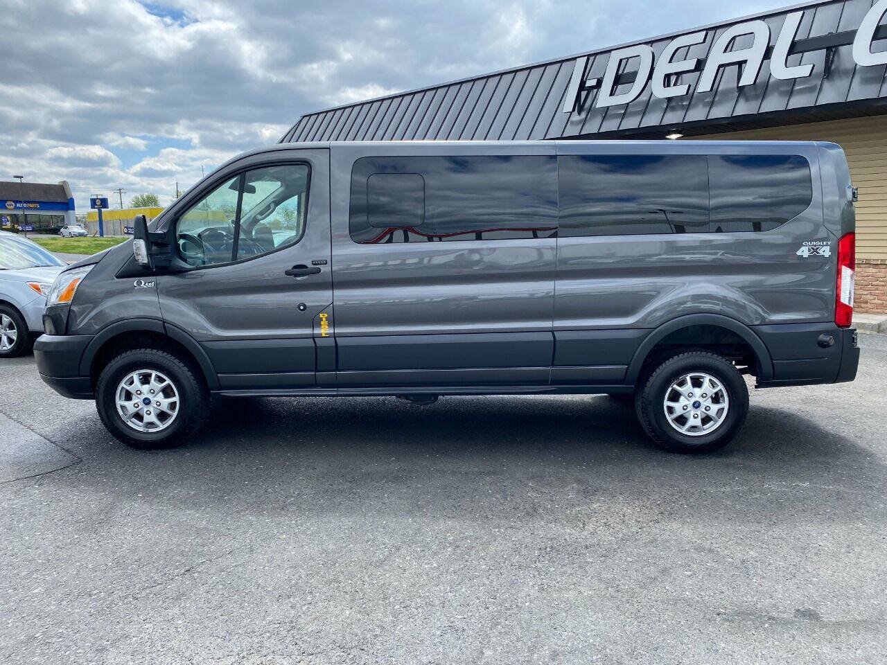 Used 2016 Ford Transit 350 XLT RWD image 10