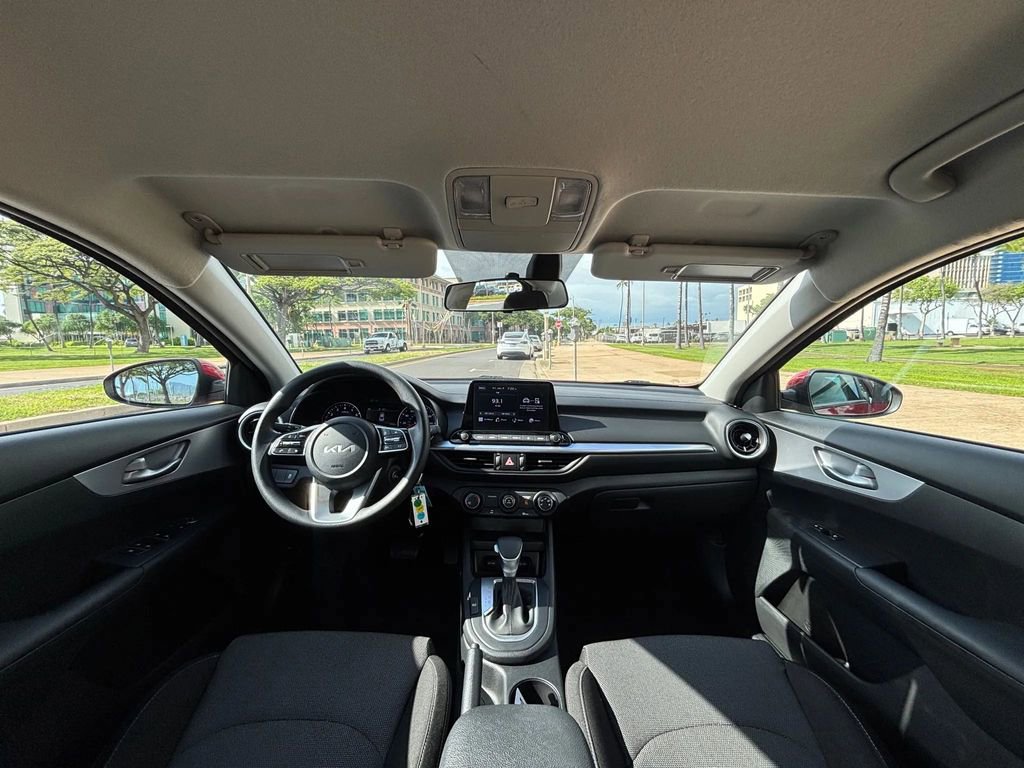 Used 2023 Kia Forte LXS image 12