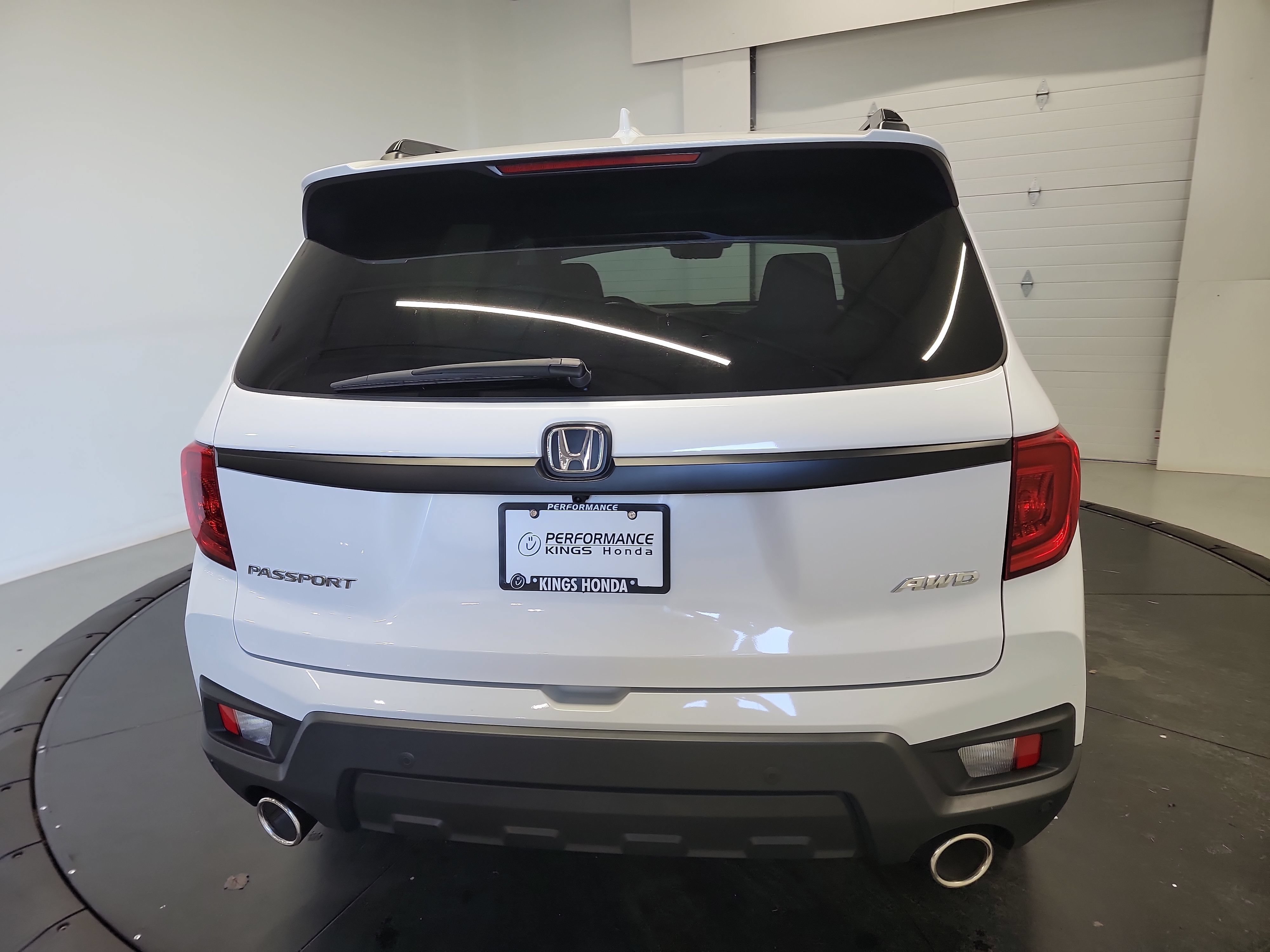 Used 2023 Honda Passport EX-L image 8
