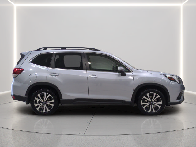 Certified 2023 Subaru Forester Limited AWD/4WD image 6