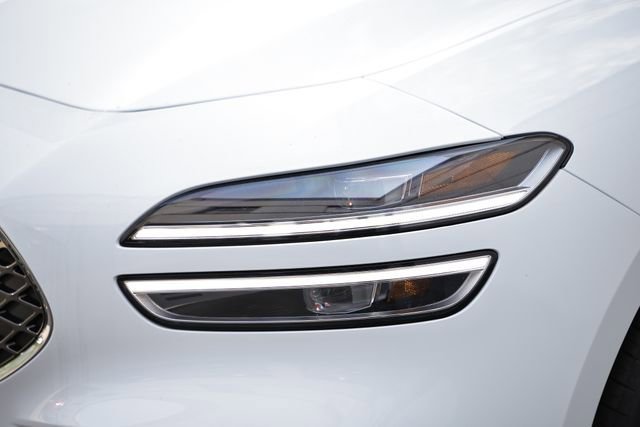 New 2025 Genesis G70 2.5T image 13