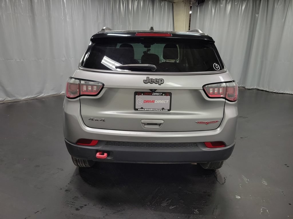 Used 2020 Jeep Compass Trailhawk AWD/4WD image 8