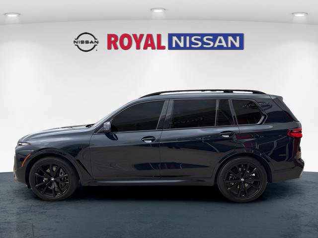 Used 2023 BMW X7 xDrive40i w/ Executive Package image 4