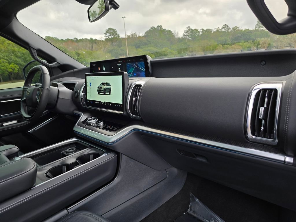 New 2025 Ford Expedition Platinum w/ Stealth Appearance Package image 76