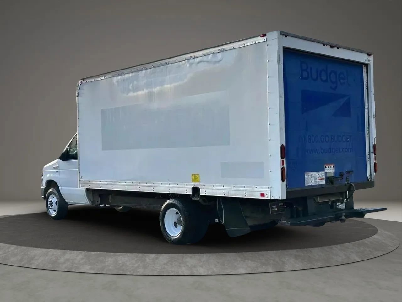 Used 2016 Ford E-350 and Econoline 350 Super Duty image 13