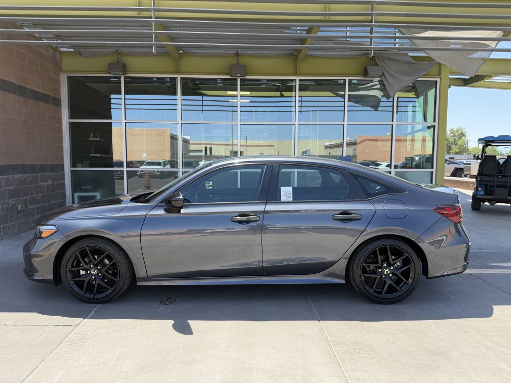 Used 2025 Honda Civic Sport image 7