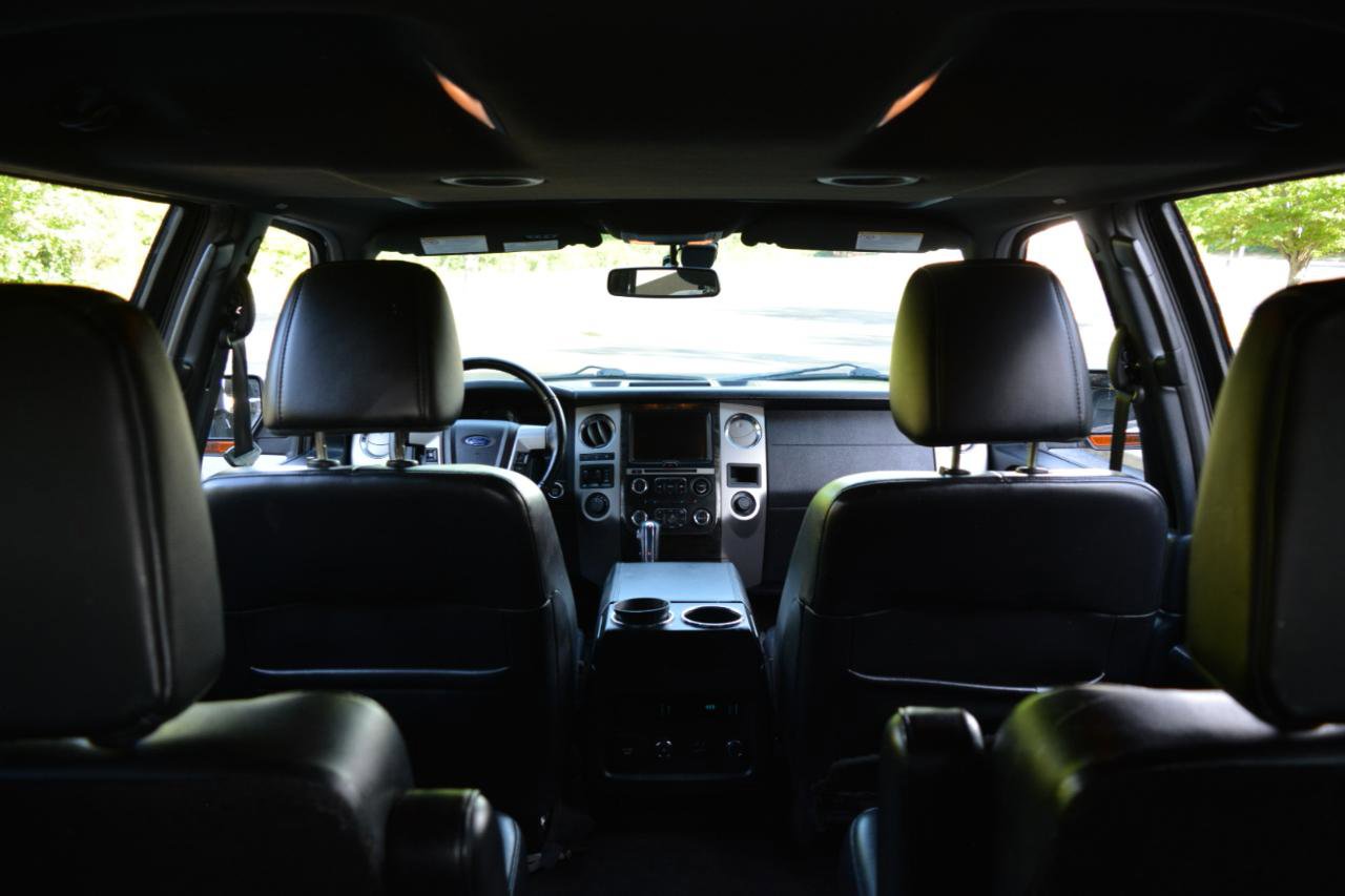 Used 2015 Ford Expedition Limited w/ Equipment Group 301A AWD/4WD image 15