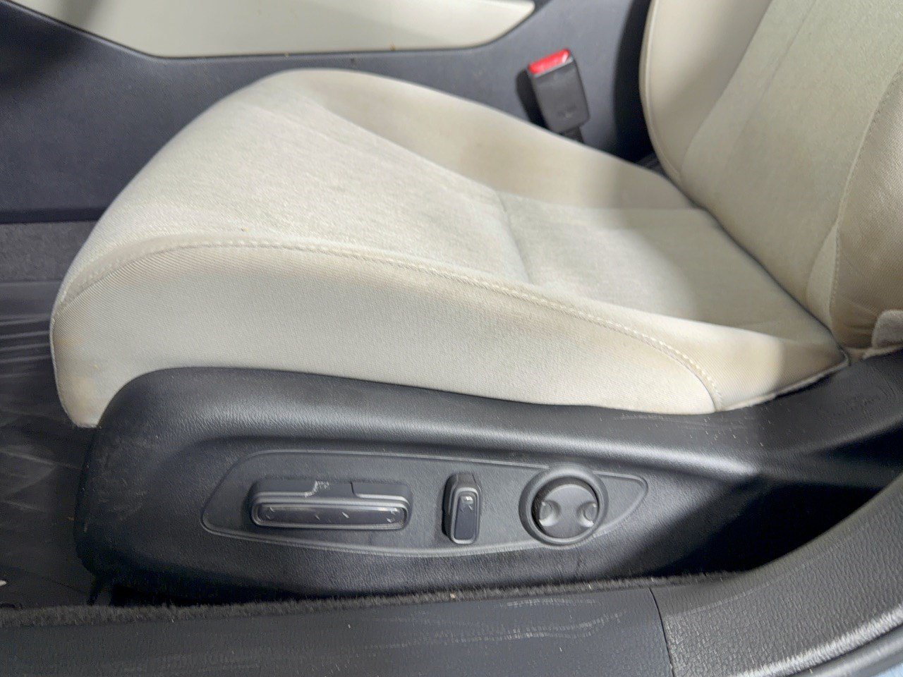Used 2024 Honda Accord EX image 16