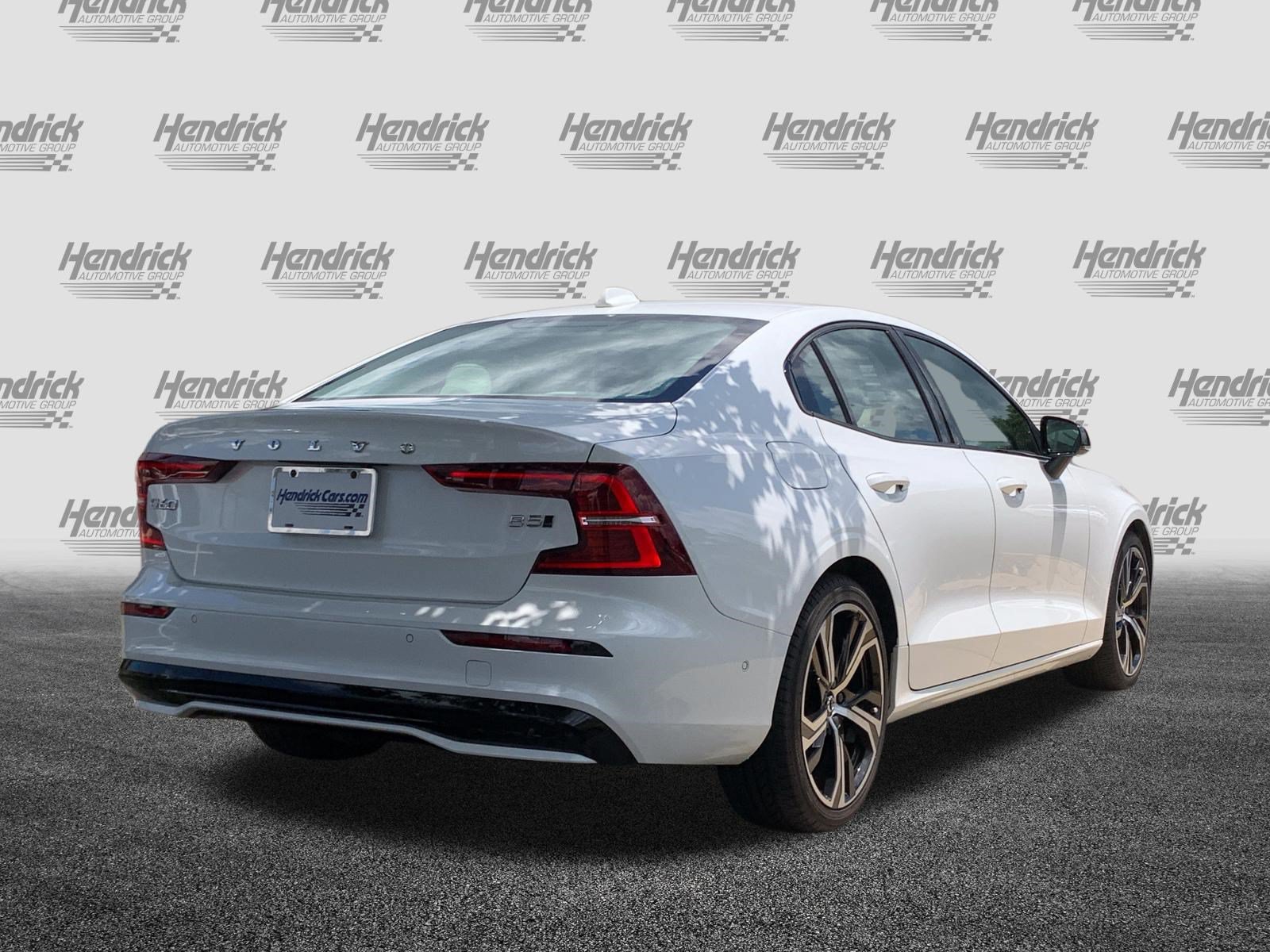 Used 2024 Volvo S60 B5 Plus w/ Climate Package AWD/4WD image 10