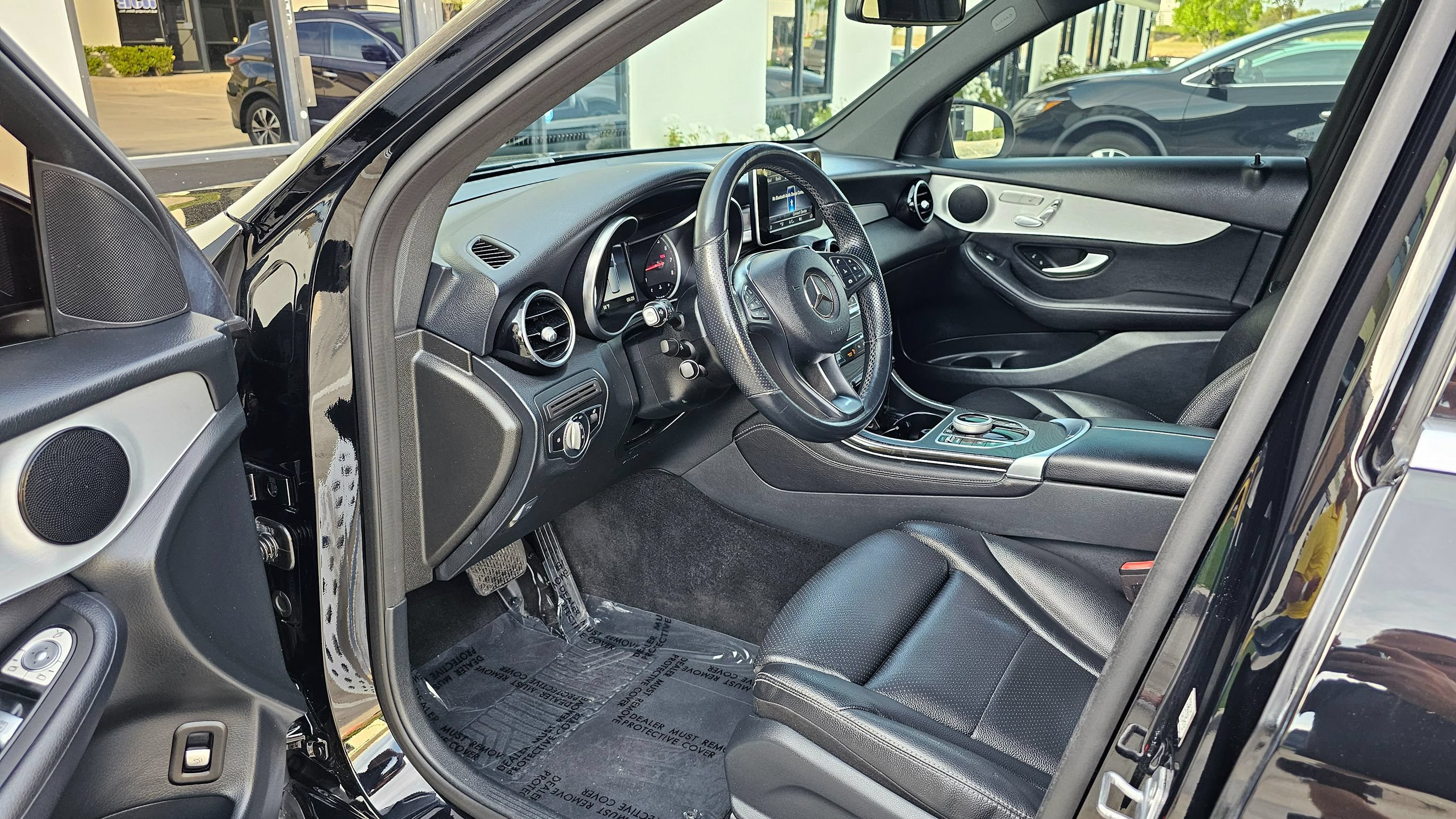 Used 2019 Mercedes-Benz GLC 300 image 16