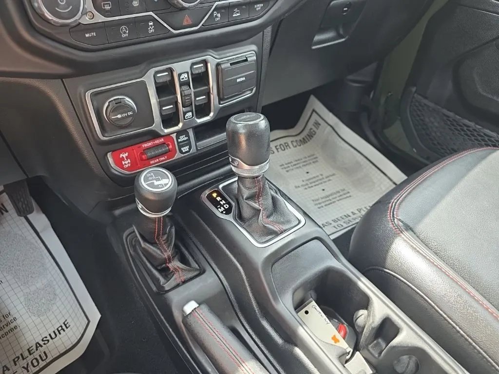 Used 2021 Jeep Gladiator Rubicon AWD/4WD image 33