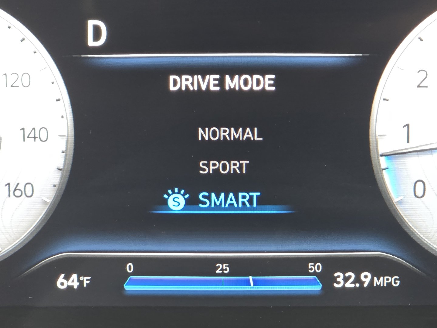 Used 2023 Hyundai Elantra SEL w/ Convenience Package FWD image 13