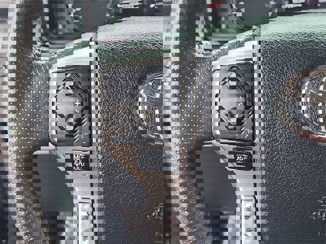 Used 2021 Toyota 4Runner SR5 Premium image 11