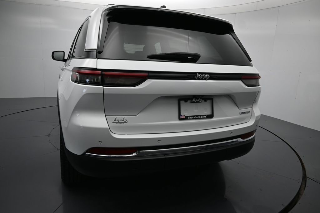 Used 2023 Jeep Grand Cherokee Laredo RWD image 22
