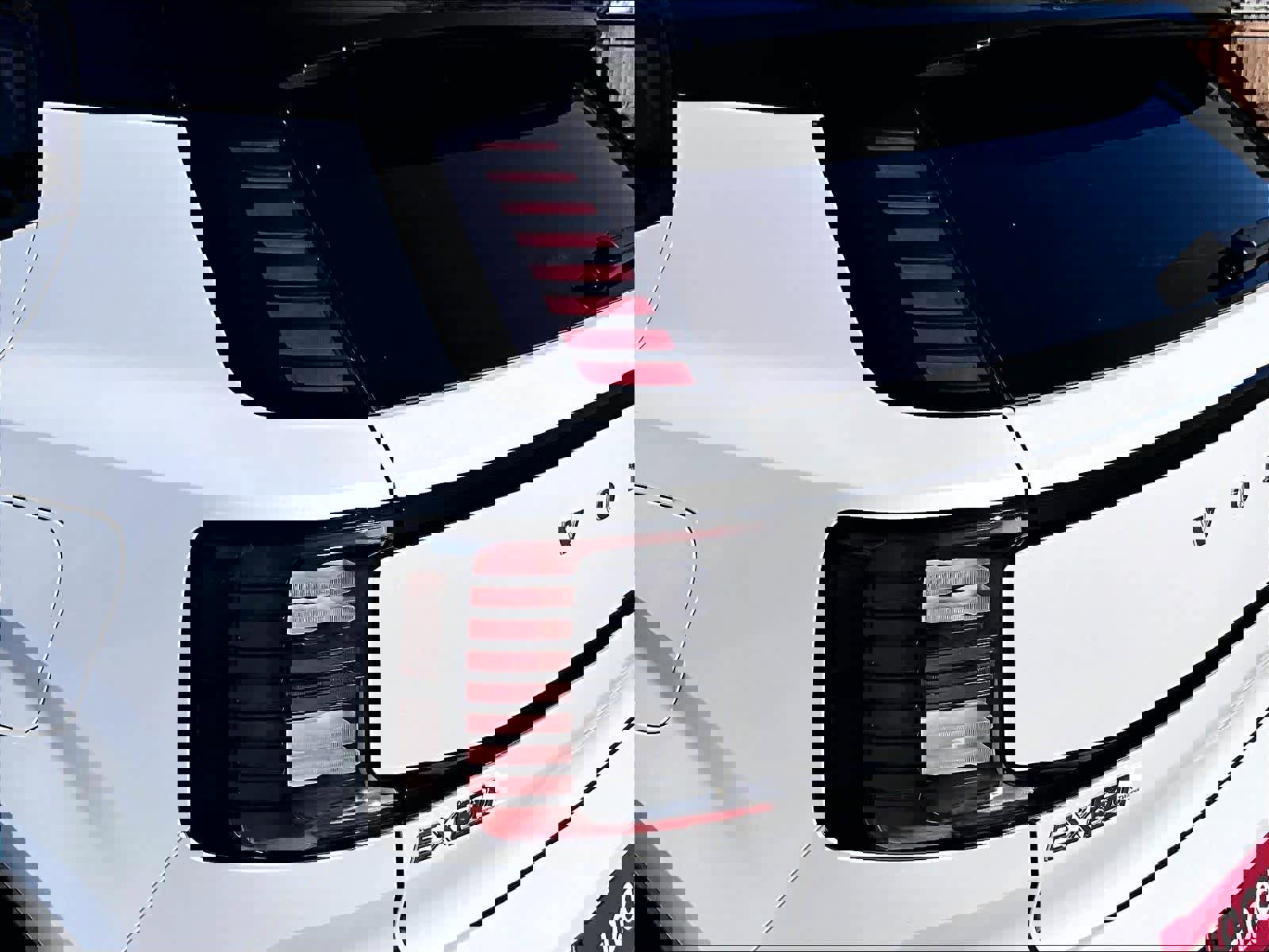 New 2026 Volvo EX30 Plus w/ Protection Package Premier image 25