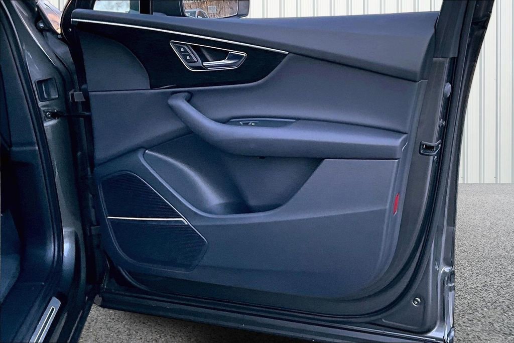 Used 2022 Audi Q7 2.0T Premium Plus image 28