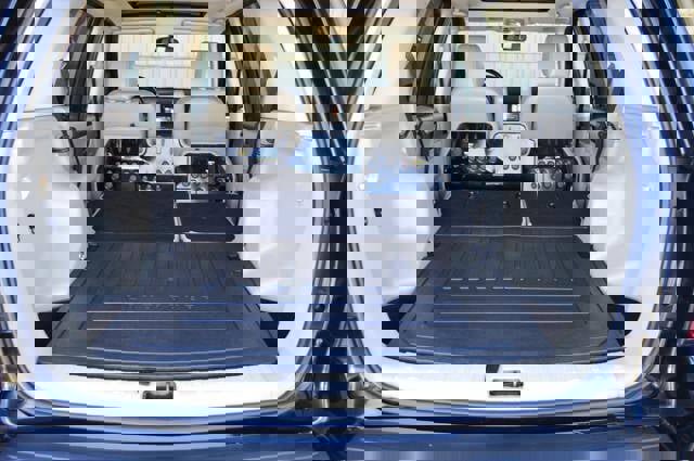 Used 2013 Land Rover LR2 HSE image 41