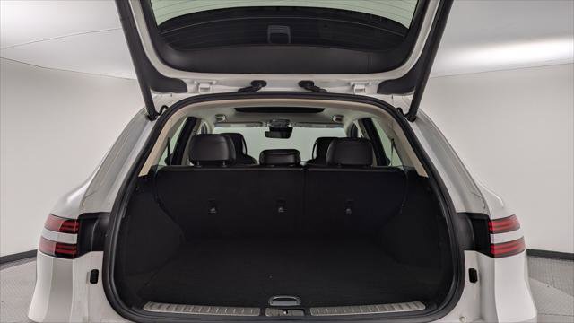 Used 2022 Genesis GV70 2.5T w/ Select Package AWD/4WD image 17