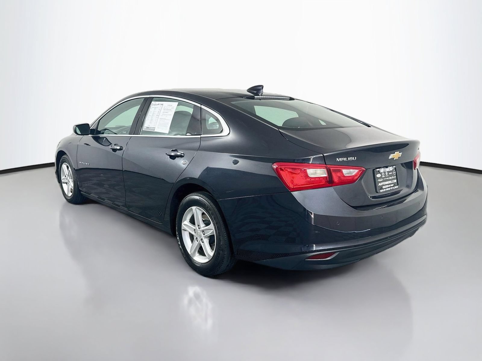 Used 2023 Chevrolet Malibu LT w/ Driver Confidence Package FWD image 5
