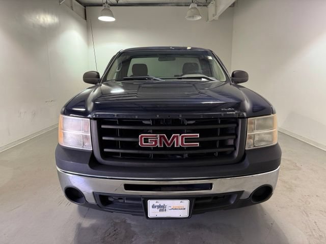 Used 2011 GMC Sierra 1500 W/T w/ Work Truck Preferred Package RWD image 2