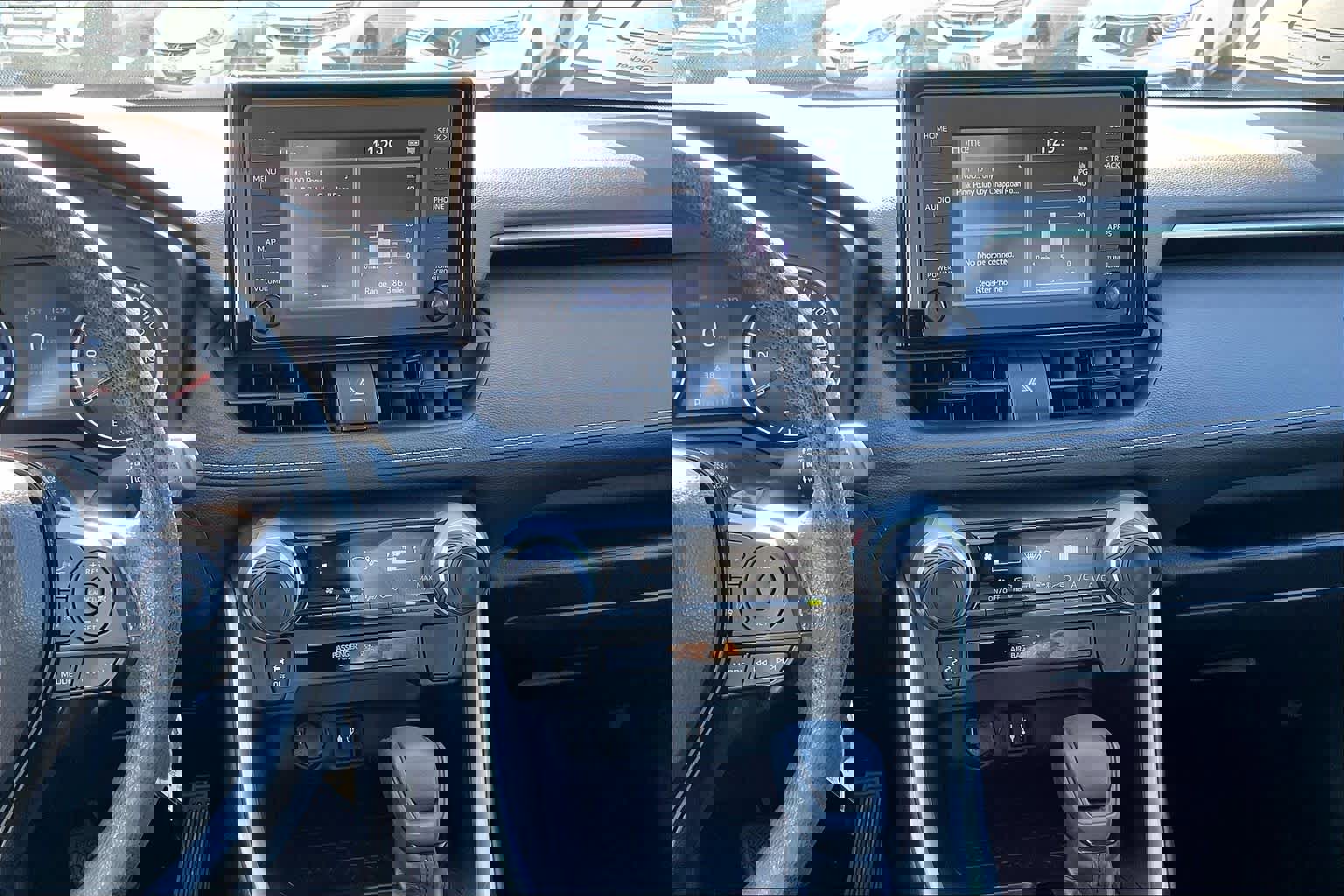 Used 2019 Toyota RAV4 LE w/ Carpet Mat Package image 9