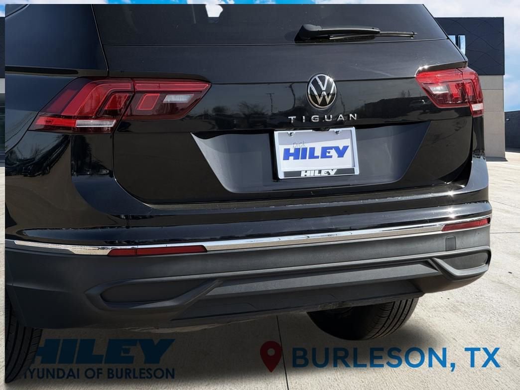 Used 2022 Volkswagen Tiguan S image 6