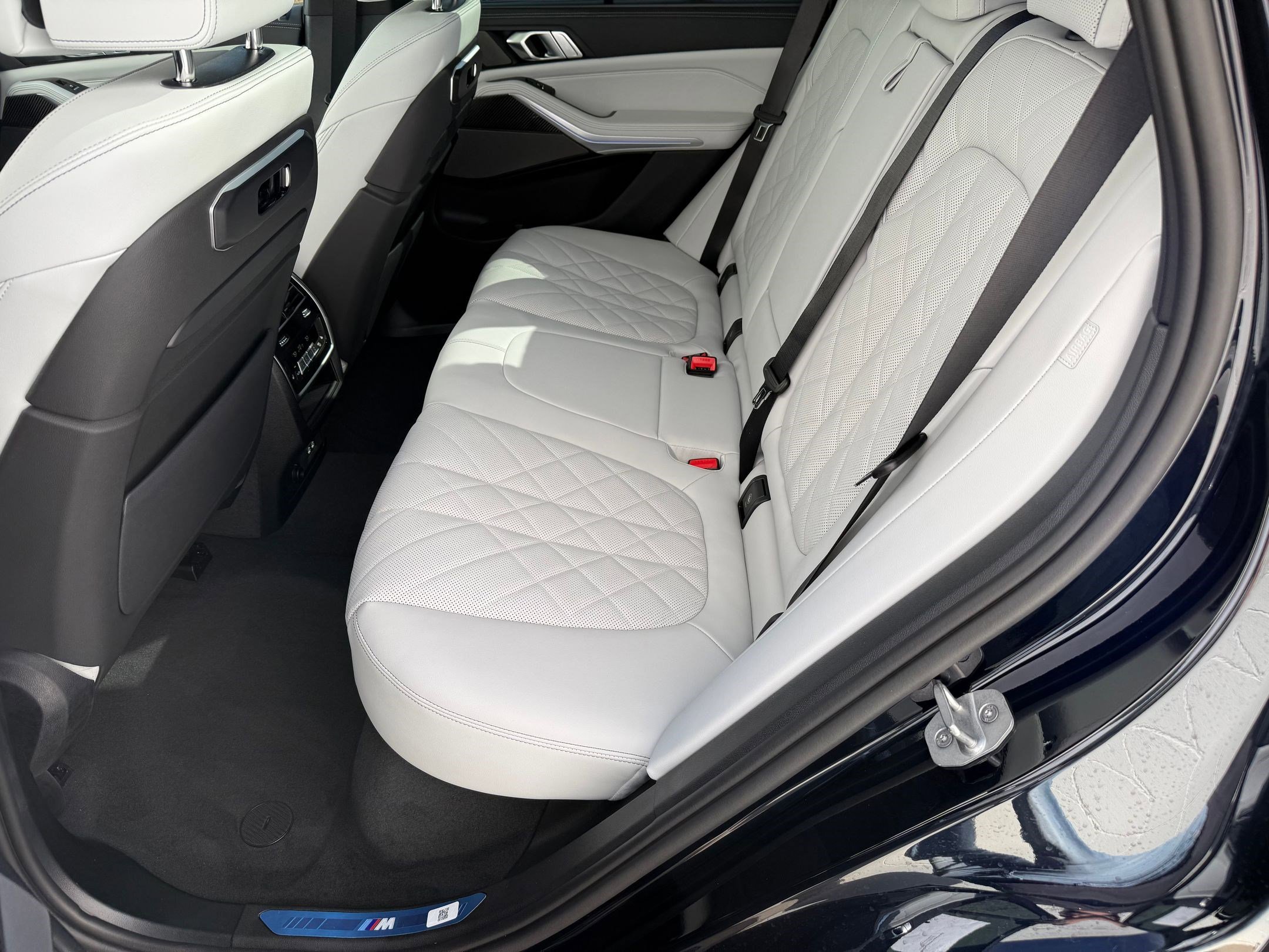 New 2026 BMW X5 M60i image 13