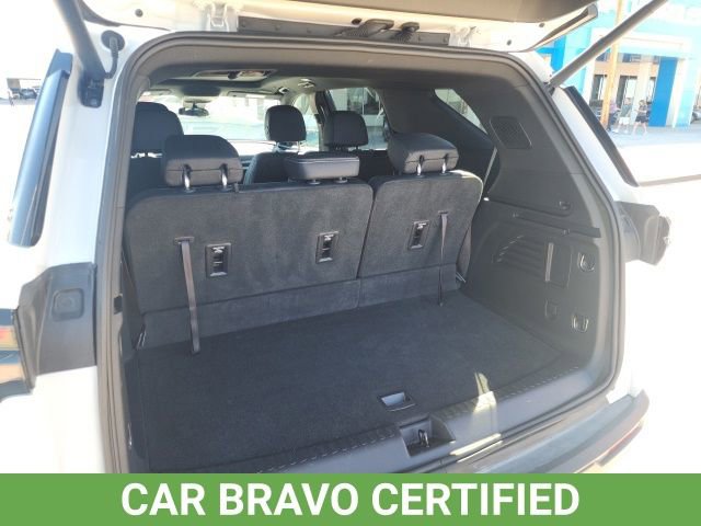 Used 2024 Chevrolet Traverse LT w/ LPO, Floor Liner Package image 25