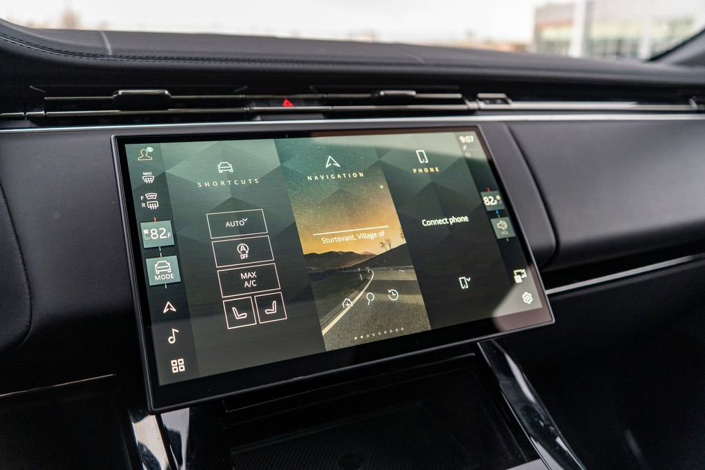 Used 2024 Land Rover Range Rover Sport Dynamic SE image 28