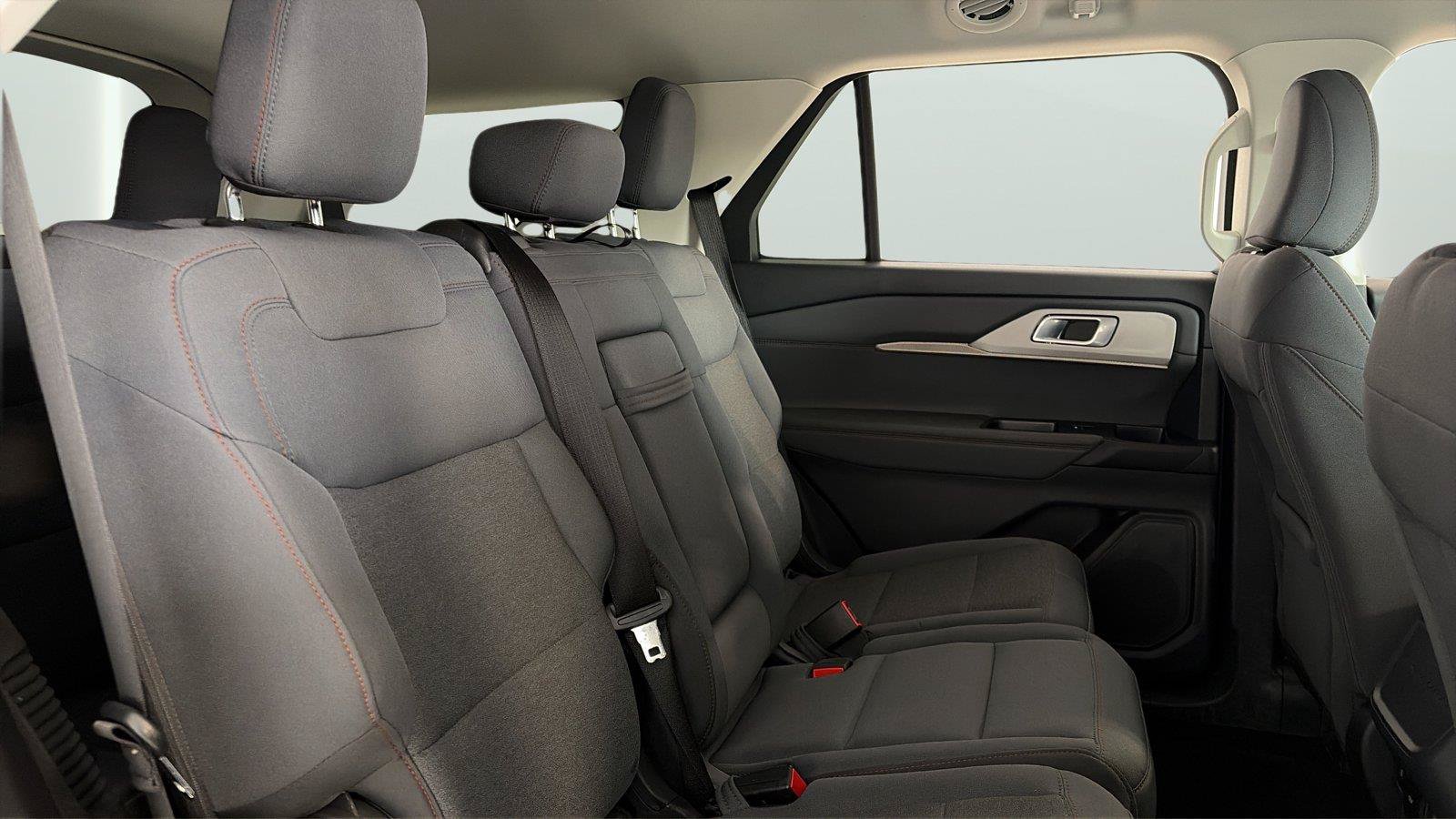 Certified 2025 Ford Explorer Active RWD image 15