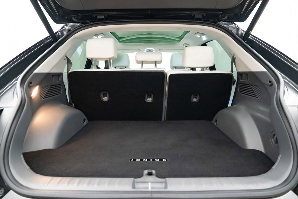 Used 2024 Hyundai Ioniq 5 Limited image 8