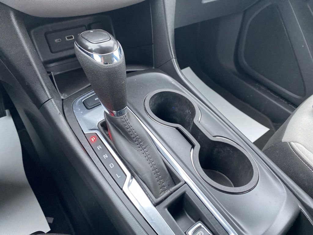 Used 2021 Chevrolet Equinox LS image 30